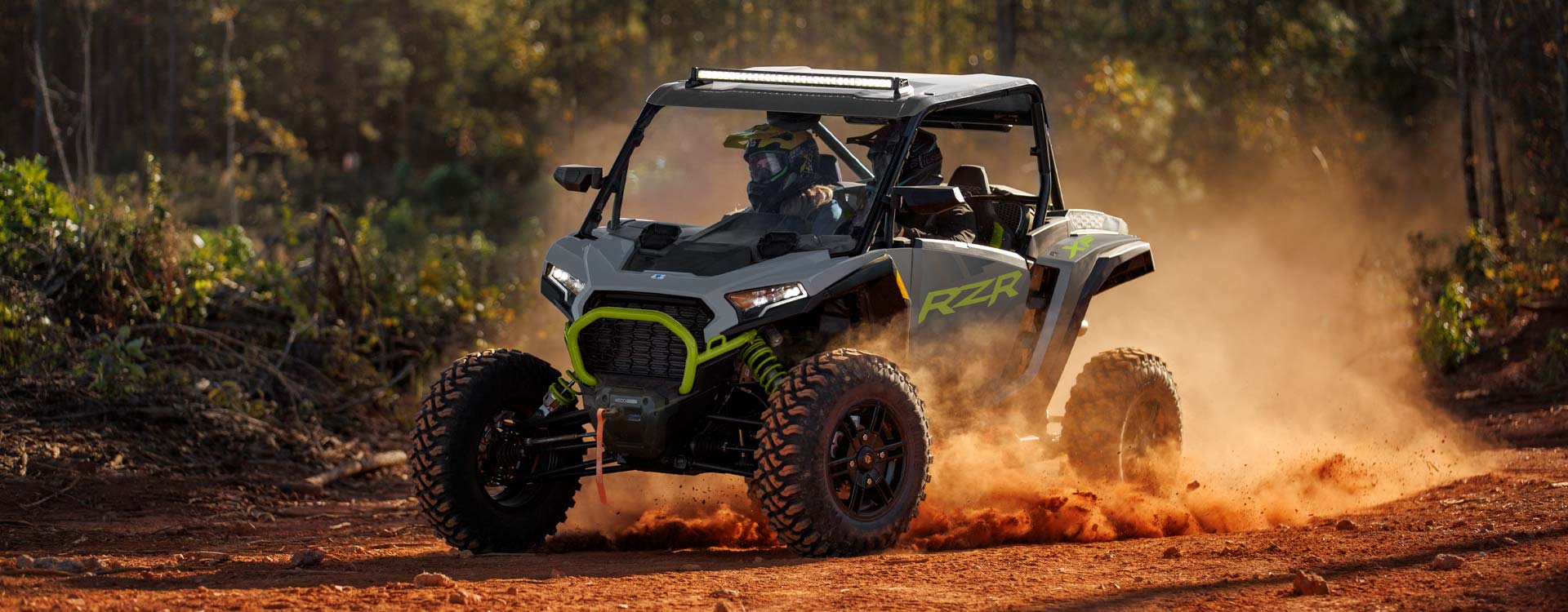 Polaris RZR arazi aracı