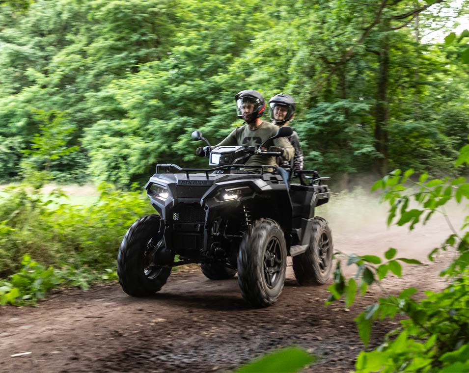 Polaris Sportsman ön görünüm